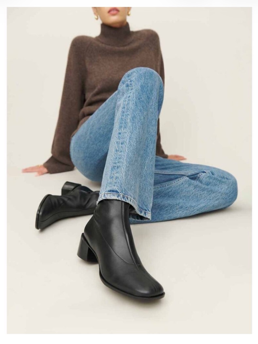 Reformation Louie Stretch
Sock Leather Bootie - 7.5 Black